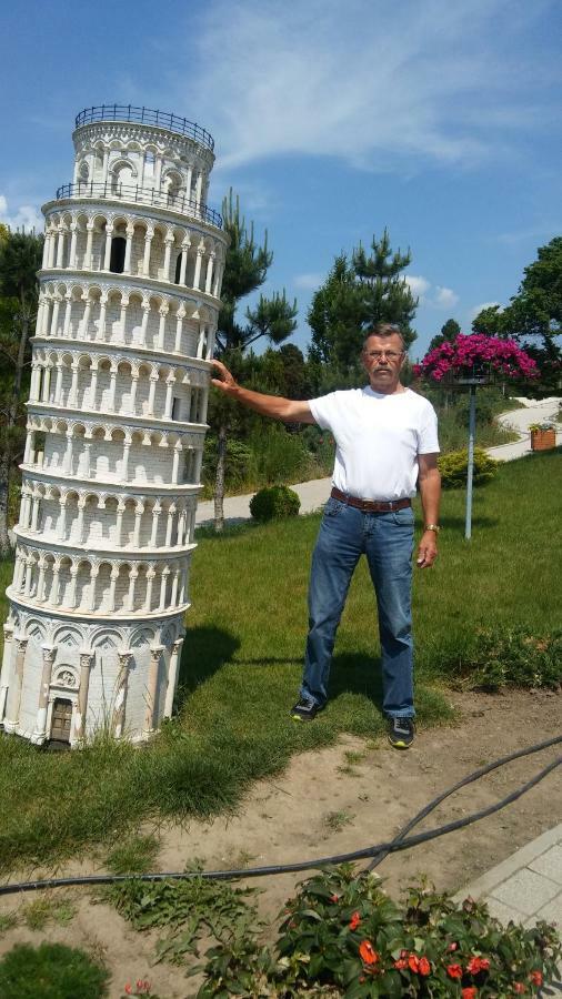 Der Kleine Bauernhof Keine Arbeiter Zadnych Pracownikow Apartment Lubiatow  Bagian luar foto