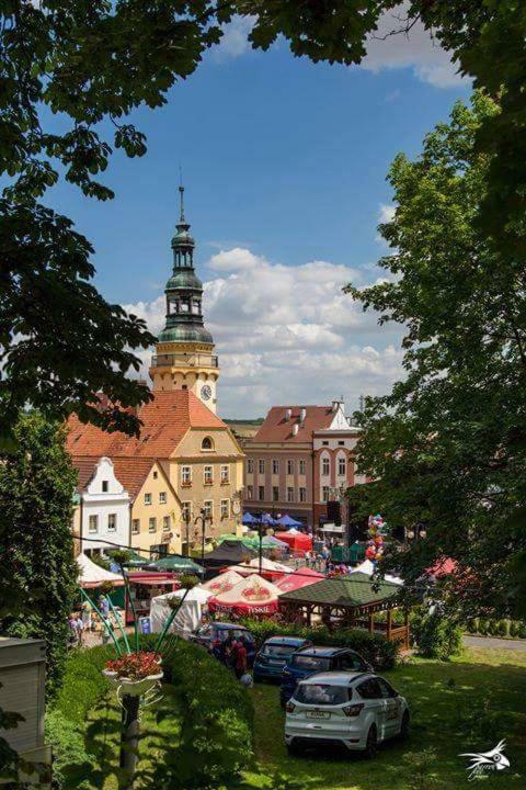 Der Kleine Bauernhof Keine Arbeiter Zadnych Pracownikow Apartment Lubiatow  Bagian luar foto